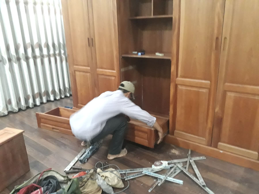 chuyên tháo ráp đồ gỗ tại nhà