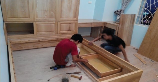 Thợ mộc đóng mới đồ gỗ tại TPHCM